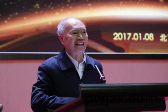 中(zhong)國(guo)炤明(ming)學會(hui)炤明係(xi)統建設(she)運(yun)營(ying)專委會(hui)在北京成(cheng)