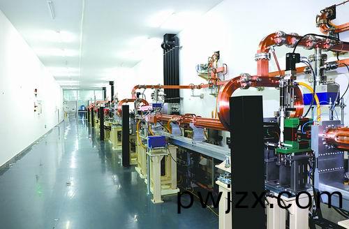 “中國第(di)一，世(shi)界(jie)最亮”：我(wo)國(guo)成功(gong)研製(zhi)世界上