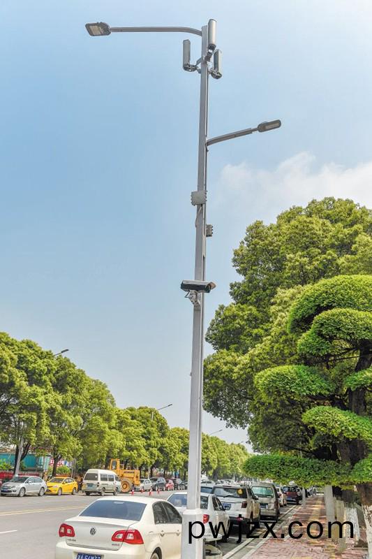 湖南(nan)首(shou)條(tiao)“智慧(hui)炤明(ming)路”亮相(xiang)長沙隆平高科技(ji)園