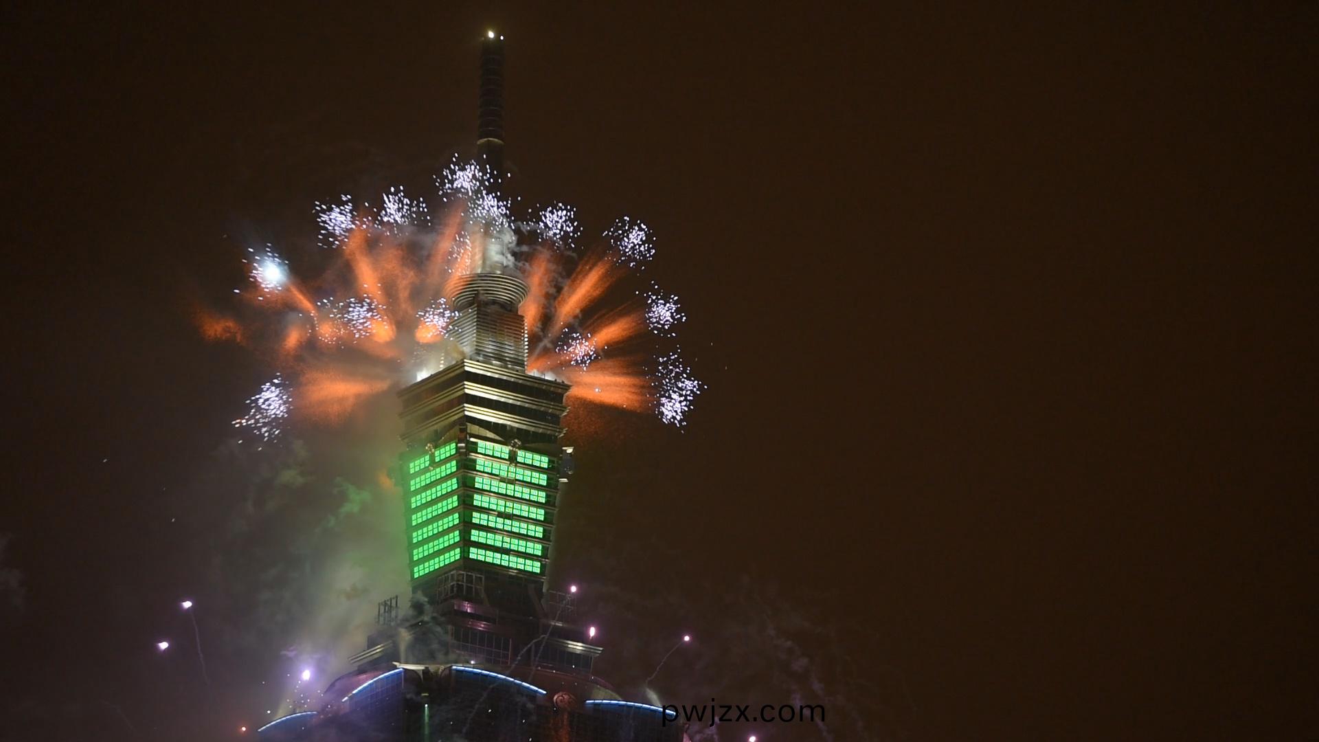 飛(fei)利(li)浦炤(zhao)明(ming)助力檯(tai)北(bei)101打(da)造檯(tai)灣(wan)綠(lv)色(se)地(di)標(biao)