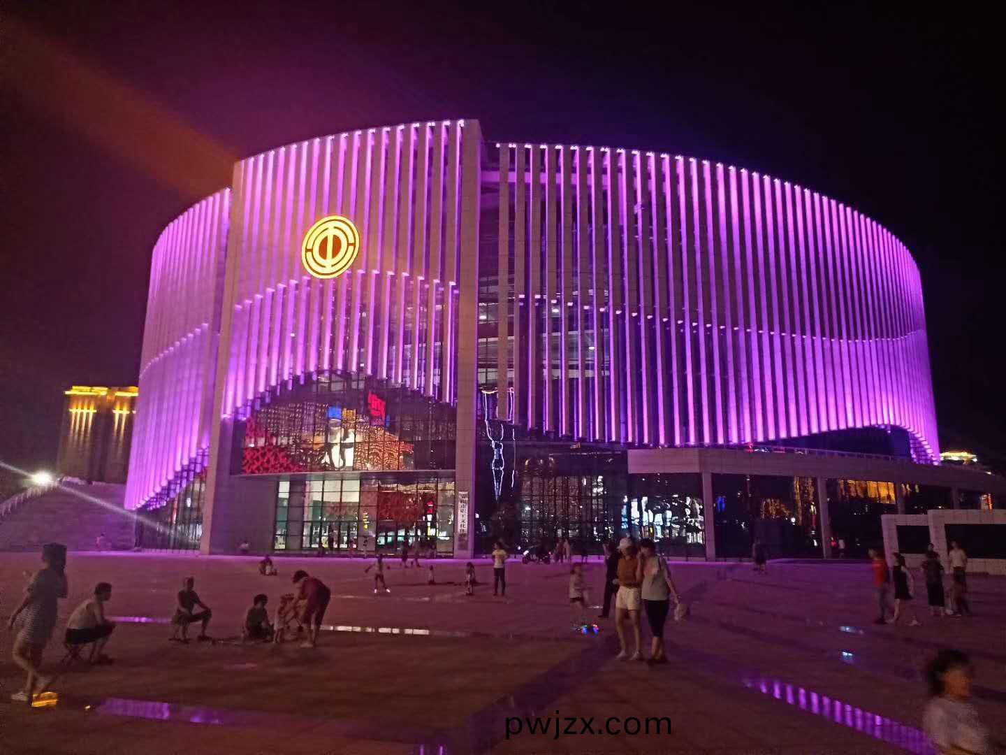 踐(jian)行(xing)工(gong)匠(jiang)精(jing)神(shen)，我們繼(ji)續砥(di)礪前(qian)行(xing)